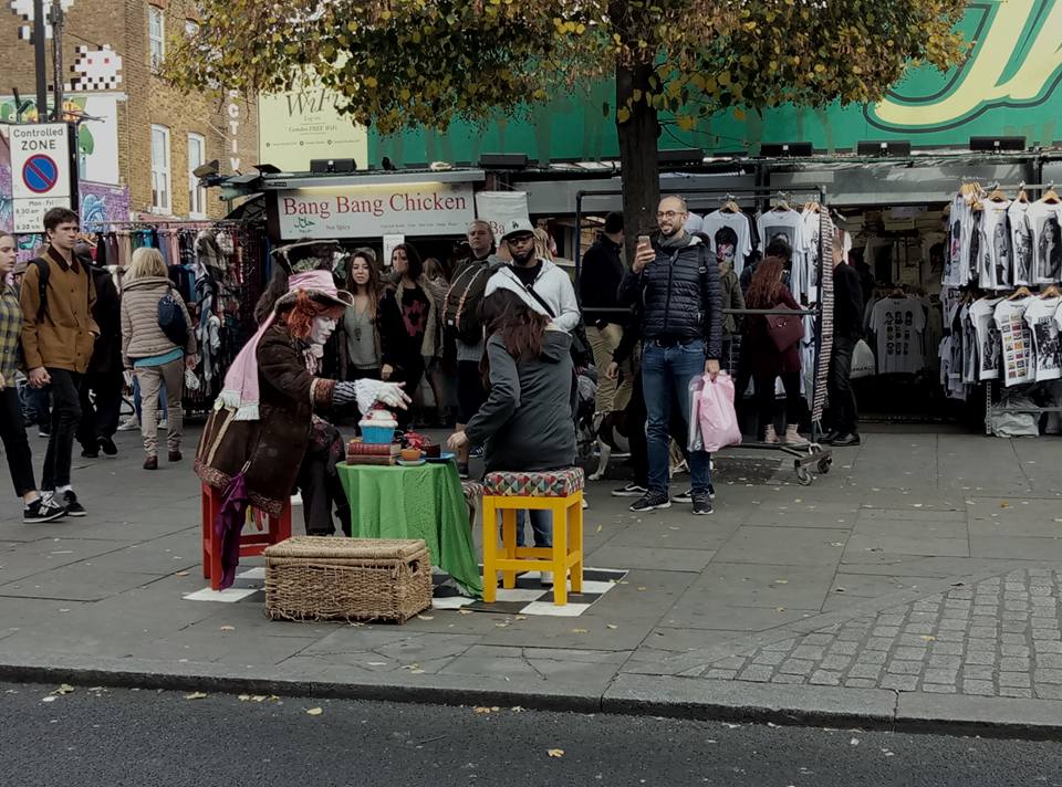 Bizzarri personaggi tra le vie, Camden Town